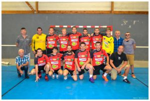 L’équipe de Prénationale masculine du Baud-Locminé handball au grand complet – @PierreSuper
